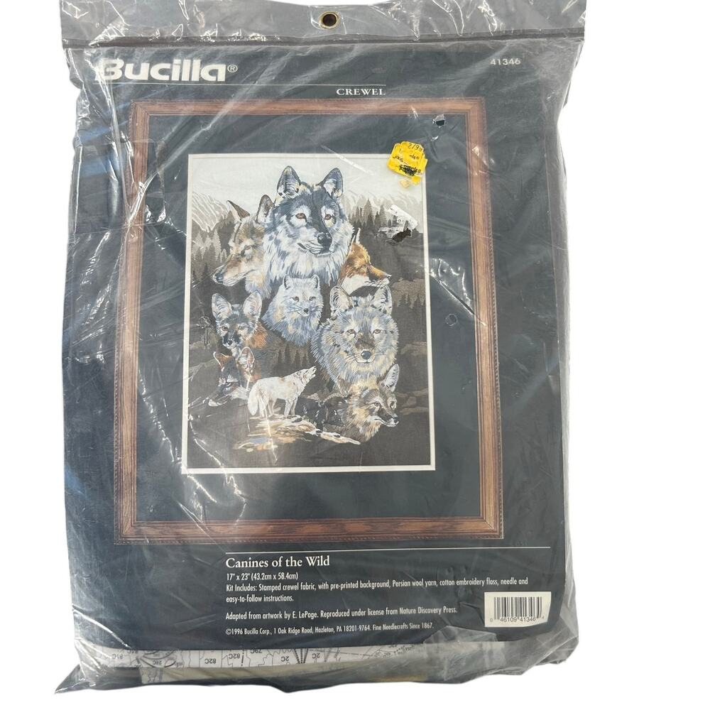 Vintage Bucilla Crewel Embroidery Kit 41346 Canines of the Wild Wolves 17x23 NOS